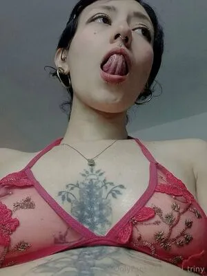 Trini Triny OnlyFans Leaked Free Thumbnail Picture - #OmSOLigAXB