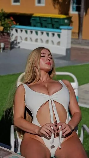 Trinity Charlton OnlyFans Leaked Free Thumbnail Picture - #FBRd52M974