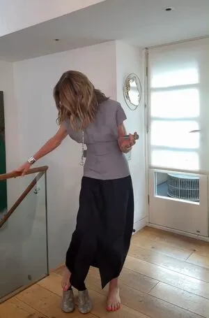 Trinny Woodall OnlyFans Leaked Free Thumbnail Picture - #R1KEFG0t3X
