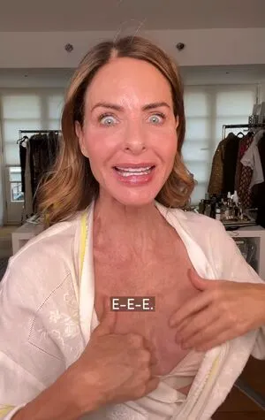 Trinny Woodall OnlyFans Leaked Free Thumbnail Picture - #d6rquffn4l