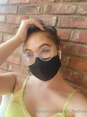 Trins Feetfree OnlyFans Leaked Free Thumbnail Picture - #Y34ui43G9V