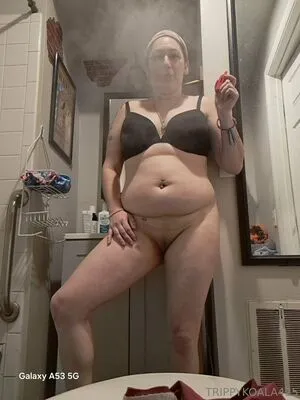 Trippykoala425 OnlyFans Leaked Free Thumbnail Picture - #4G6gLj1Zu9