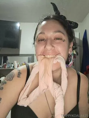 Trippykoala425 OnlyFans Leaked Free Thumbnail Picture - #5VUEvXZOSu