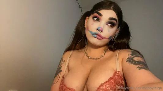 Trippyleigh OnlyFans Leaked Free Thumbnail Picture - #d6g2vDEnu8