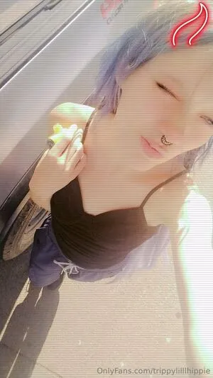 Trippylilllhippie OnlyFans Leaked Free Thumbnail Picture - #eZ7KfKHywN