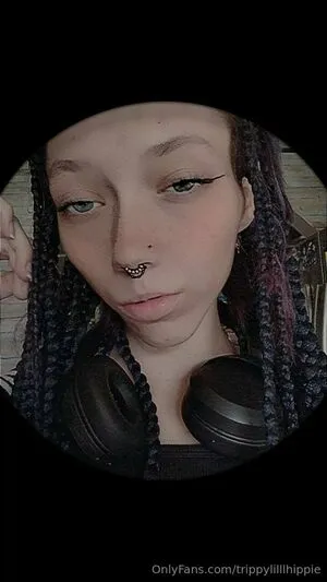 Trippylilllhippie OnlyFans Leaked Free Thumbnail Picture - #erEwyKVr4U