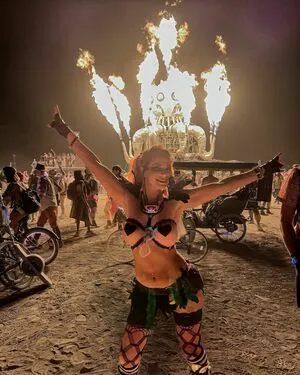 Trips With Tiffanie OnlyFans Leaked Free Thumbnail Picture - #NcDmGTfaBg