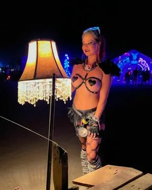Trips With Tiffanie OnlyFans Leaked Free Thumbnail Picture - #gEfKMSv9YA