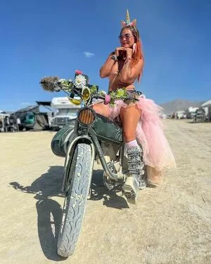 Trips With Tiffanie OnlyFans Leaked Free Thumbnail Picture - #jo9ZXfATYY