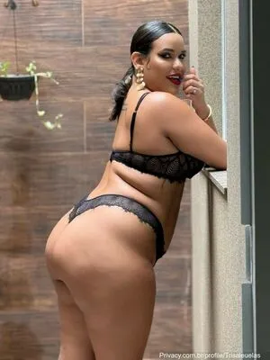 Trisaleuelas OnlyFans Leaked Free Thumbnail Picture - #ysfp9JSf21