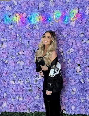 Trish Stratus OnlyFans Leaked Free Thumbnail Picture - #1IfnXpouR7