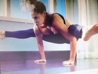 Trish Stratus OnlyFans Leaked Free Thumbnail Picture - #YrfzTsyj8O