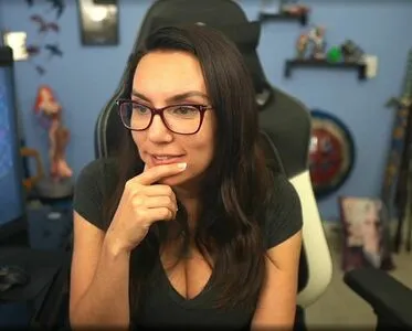 Trisha Hershberger OnlyFans Leaked Free Thumbnail Picture - #2D4uCGINTi