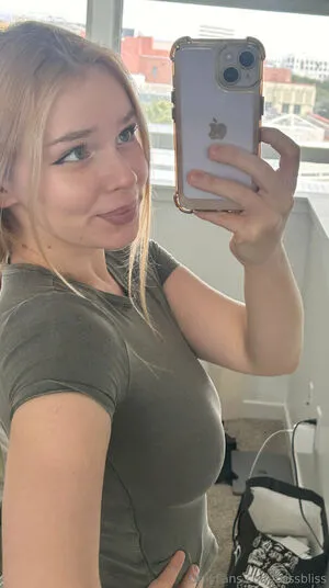 Triss Me OnlyFans Leaked Free Thumbnail Picture - #ARa5aBu6ZZ