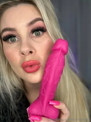 Trixibrooks OnlyFans Leaked Free Thumbnail Picture - #1smeChOjMq