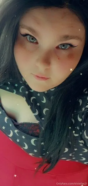 Trixiefae21 OnlyFans Leaked Free Thumbnail Picture - #UKSnw41WT1