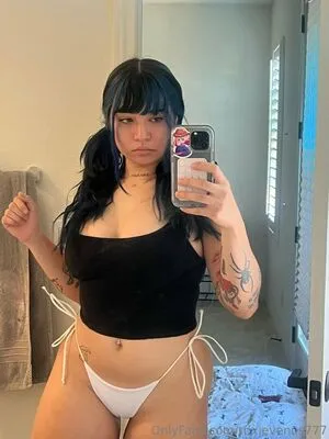Trixievenus777 OnlyFans Leaked Free Thumbnail Picture - #ZiePCDI05h