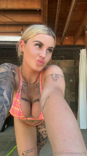 Trixxxy19 OnlyFans Leaked Free Thumbnail Picture - #aVIHqMQ8KA