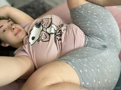 Trixy Taylor OnlyFans Leaked Free Thumbnail Picture - #YNdg9xXIaN