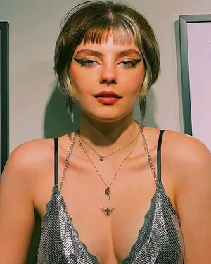 Triz Pariz OnlyFans Leaked Free Thumbnail Picture - #dDUnr7flAn