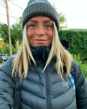 Tropicalrosie OnlyFans Leaked Free Thumbnail Picture - #ilA1EPh3Fu