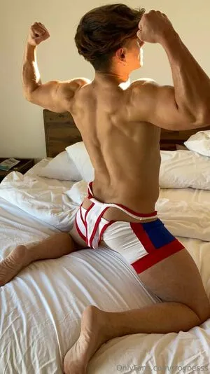 Troypesss OnlyFans Leaked Free Thumbnail Picture - #FRSiuvksGO