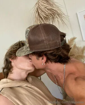 Troypesss OnlyFans Leaked Free Thumbnail Picture - #cQtEIdvRE0