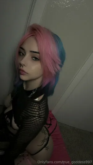 True Goddess997 OnlyFans Leaked Free Thumbnail Picture - #C7SAFZQQgl
