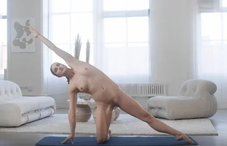 Truenakedyoga OnlyFans Leaked Free Thumbnail Picture - #0YwbQKvoc4