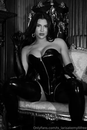 Ts Larisakemyllifree OnlyFans Leaked Free Thumbnail Picture - #KxhtNLL300
