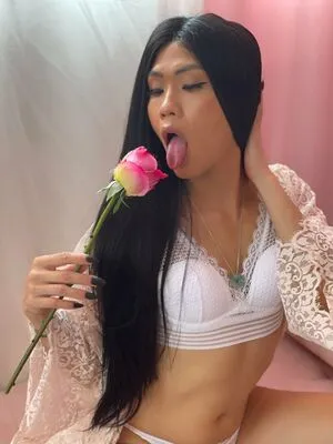 Ts Lilyuw88 OnlyFans Leaked Free Thumbnail Picture - #2Bf8rP2IeL