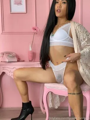Ts Lilyuw88 OnlyFans Leaked Free Thumbnail Picture - #tsIUpELrS1