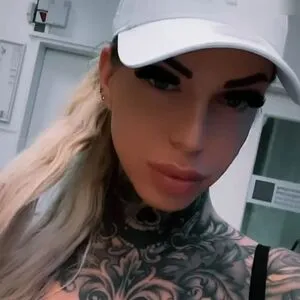 Ts Miadeluxxe Transgirl OnlyFans Leaked Free Thumbnail Picture - #398RCOLFK2