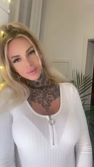 Ts Miadeluxxe Transgirl OnlyFans Leaked Free Thumbnail Picture - #5VOhdd2zwI