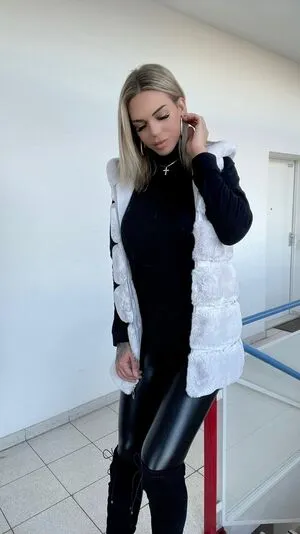 Ts Miadeluxxe Transgirl OnlyFans Leaked Free Thumbnail Picture - #aC9uetmyRK