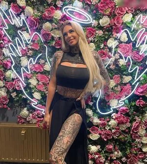Ts Miadeluxxe Transgirl OnlyFans Leaked Free Thumbnail Picture - #xRnh3Mzk1l