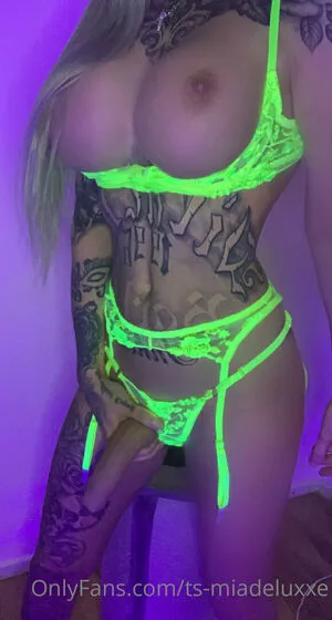 Ts Miadeluxxe OnlyFans Leaked Free Thumbnail Picture - #ZckDR3bd1H