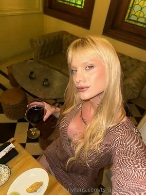 Ts Queen Matea OnlyFans Leaked Free Thumbnail Picture - #K29do24v26