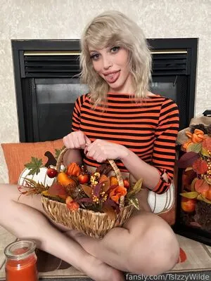 Tsizzywilde OnlyFans Leaked Free Thumbnail Picture - #fgdMnlnb38