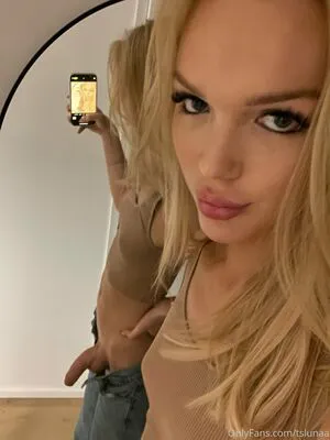 Tslunaa OnlyFans Leaked Free Thumbnail Picture - #0A8AX48vah