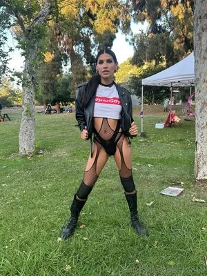 Tszariah OnlyFans Leaked Free Thumbnail Picture - #uqJ1e3aHYq