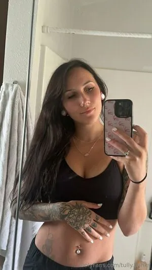 Tully Banks OnlyFans Leaked Free Thumbnail Picture - #c7FK9n3Qog