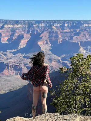 Tush Andd Glitter OnlyFans Leaked Free Thumbnail Picture - #hafvxD1gxn