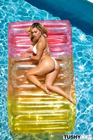 Tushy OnlyFans Leaked Free Thumbnail Picture - #dJKDfqqSt1
