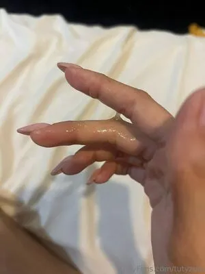 Tutyzulu OnlyFans Leaked Free Thumbnail Picture - #UVb7TgZSyc