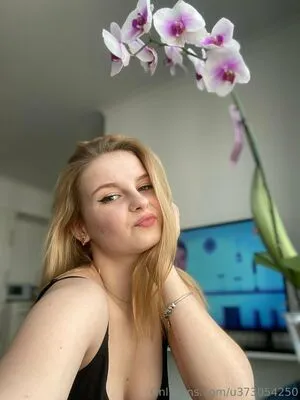 Tvoya Kvitka OnlyFans Leaked Free Thumbnail Picture - #zBV2yL2Tx4