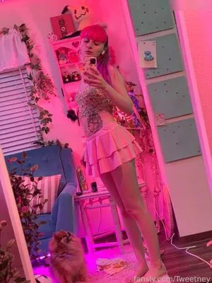 Tweetney OnlyFans Leaked Free Thumbnail Picture - #5KweQj8Ie9