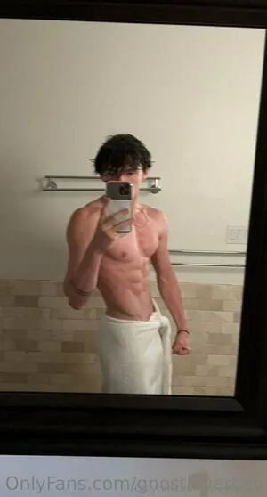 Twentoofree OnlyFans Leaked Free Thumbnail Picture - #1H5ec1t7br