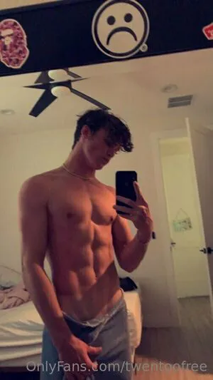 Twentoofree OnlyFans Leaked Free Thumbnail Picture - #Nc10ur5zeP