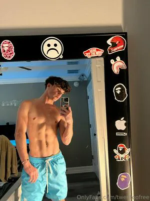 Twentoofree OnlyFans Leaked Free Thumbnail Picture - #NdHGNNxRy6